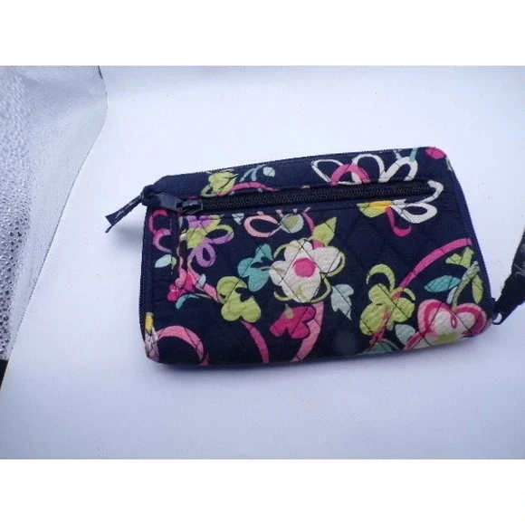 Vera‎ Bradley Quilted Floral Wallet Wristlet Coin Purse - Picture 2 of 4